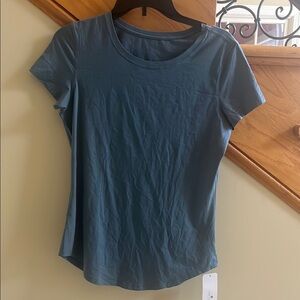CRZ Yoga Blue Women's Top Size Small New With Tag